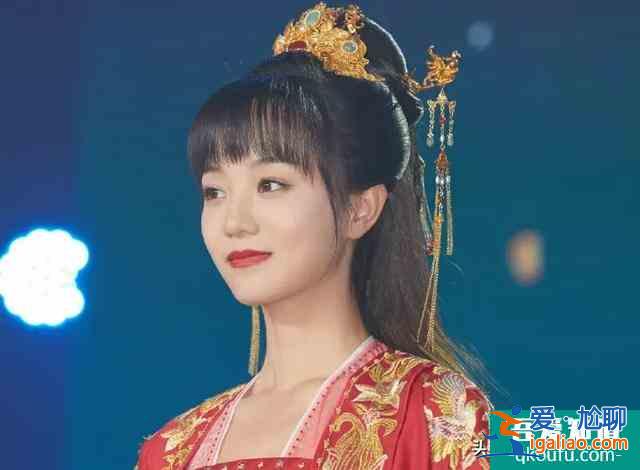 芒果臺新劇《離人心上》殺青，鄭業成出演男主角，我卻更關注女一？