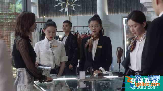 《三十而已》王漫妮堅守愛情，挨趙靜語打耳光，顧佳恐將遭遇慘敗？