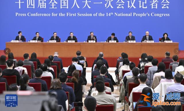 多次以個人工作經歷舉例！新任總理“首秀” 有3個細節引人注意？