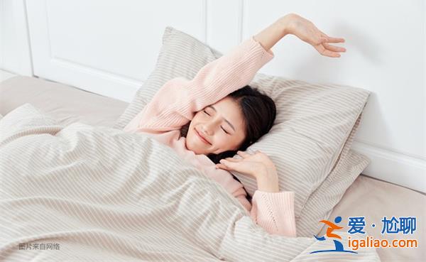 這些食物是天然的安眠藥，每天泡水喝將有助于睡眠[助于睡眠]？