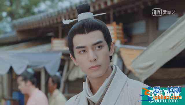 《漂亮書生》被嘲劇情過時？鞠婧祎穿男裝還化濃妝，濾鏡也開太大？