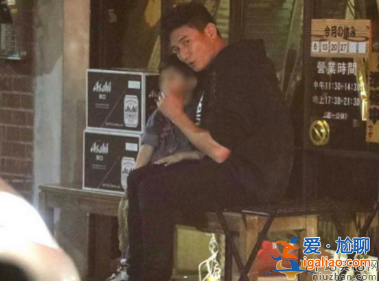 吳奇隆和劉詩詩離了婚嗎 吳奇隆出軌女助理是真的嗎 慶生照片怎么回事