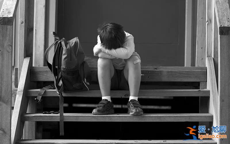 兒子被圍毆 給打人者處分是底線? 兒子被圍毆 給打人者處分是底線?