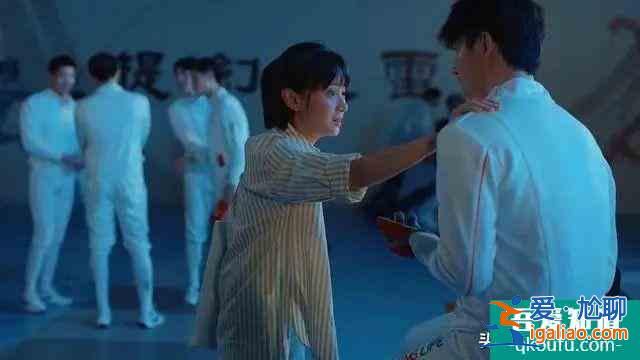 《二十不惑》啟示錄：沒主角光環，普通女孩別學姜小果？