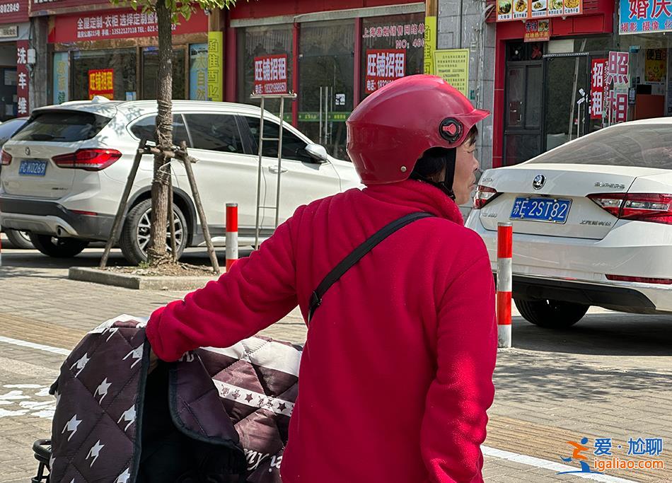 64歲的樊二被抓了 整個工地都知道 他為了上工謊報年齡辦假證？