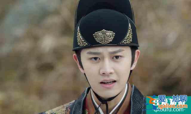 錦衣之下:譚松韻撲進任嘉倫胸膛,他直接推倒狂親“做我妻子”? 錦衣之下:譚松韻撲進任嘉倫胸膛,他直接推倒狂親“做我妻子”?