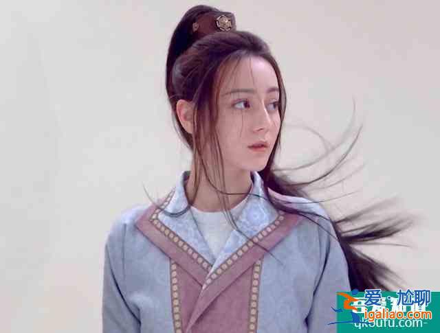 《長歌行》發定妝照，熱巴美如畫中人，和吳磊不像情侶像姐弟？