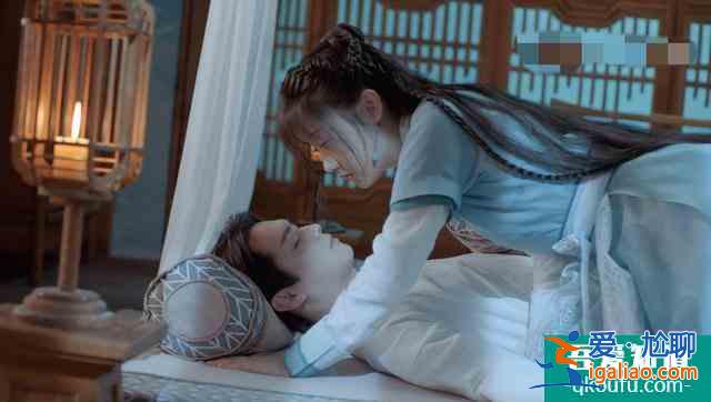 《天舞紀》許凱又玩沙雕？穿女裝畫風辣眼，顏值輸給男配李俊辰？