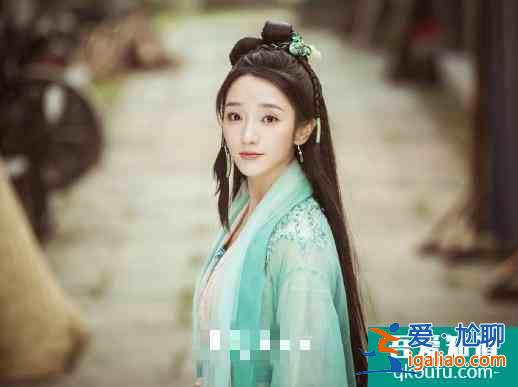 熱播《小娘惹》花絮曝光！女主拍戲泡海里，水太臟滿嘴死魚味？