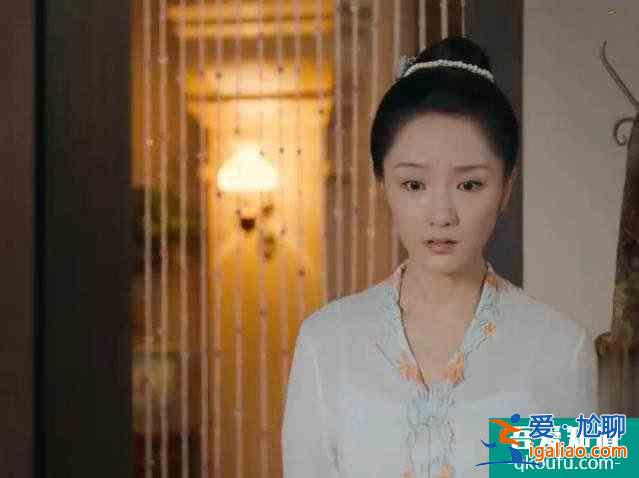 熱播《小娘惹》花絮曝光！女主拍戲泡海里，水太臟滿嘴死魚味？