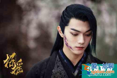 許凱新劇《天舞紀(jì)》開播，古裝校園高甜愛情誰會(huì)不愛呢？？