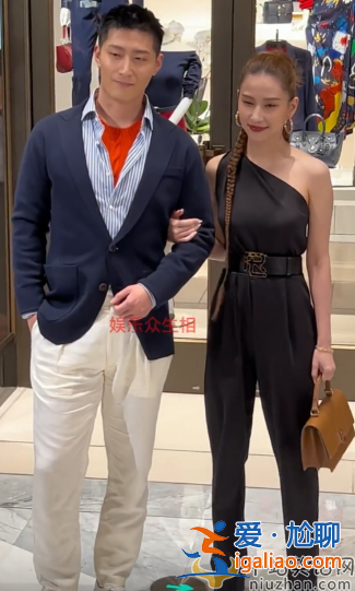 竇驍何超蓮結(jié)婚了嗎?爆婚訊后首度同框 竇驍打扮被吐槽像莽村李宏偉