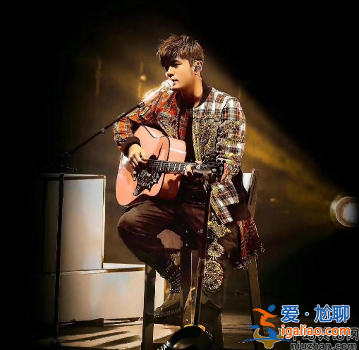 周杰倫賭博負債上熱搜!兩次賭博輸掉千萬 現開演唱會撈金