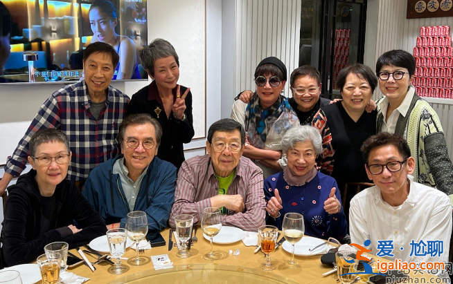 港星聚會惹爭議!葉童暴瘦肋骨突出 袁詠儀素顏太黑不認識