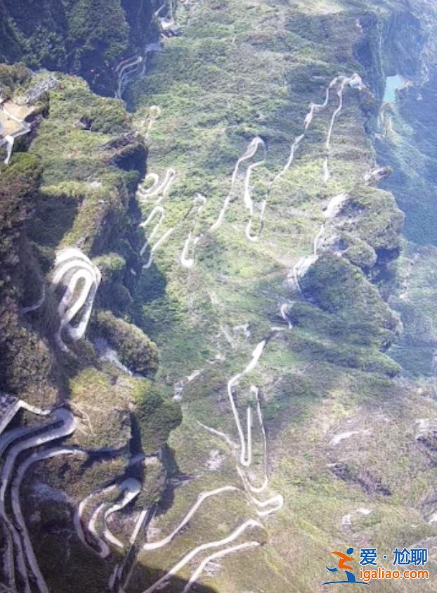 她是個(gè)開朗的人? 她是個(gè)開朗的人?