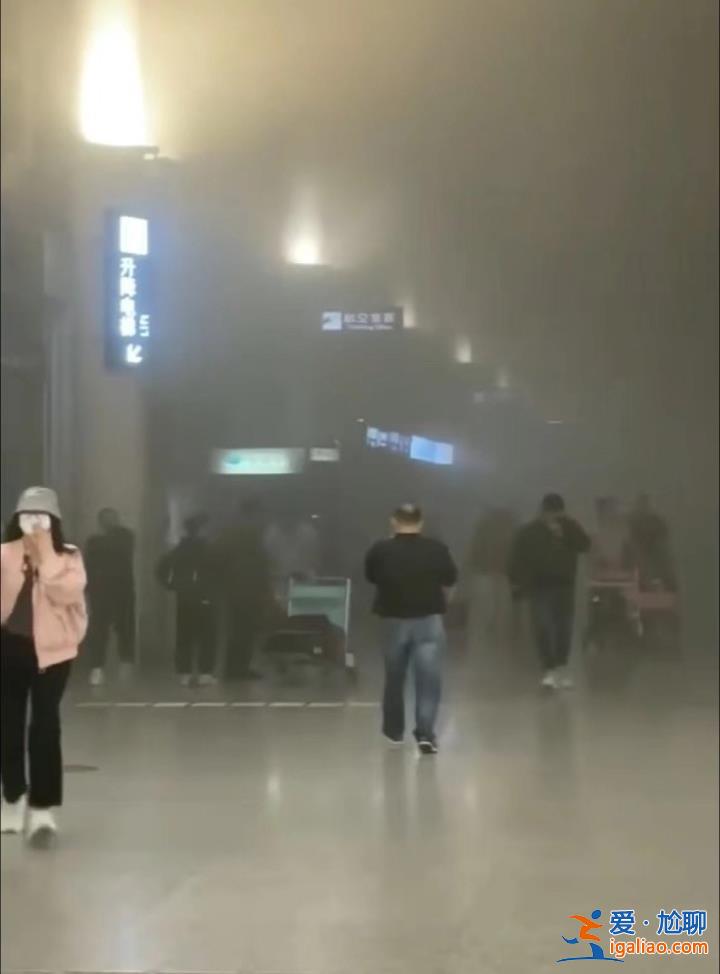 煙霧及時(shí)得到控制 沒有人員受困？