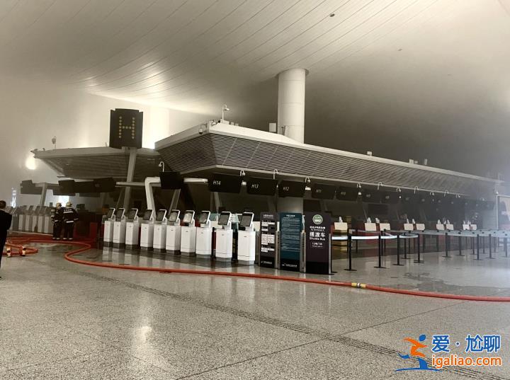 煙霧及時(shí)得到控制 沒有人員受困？