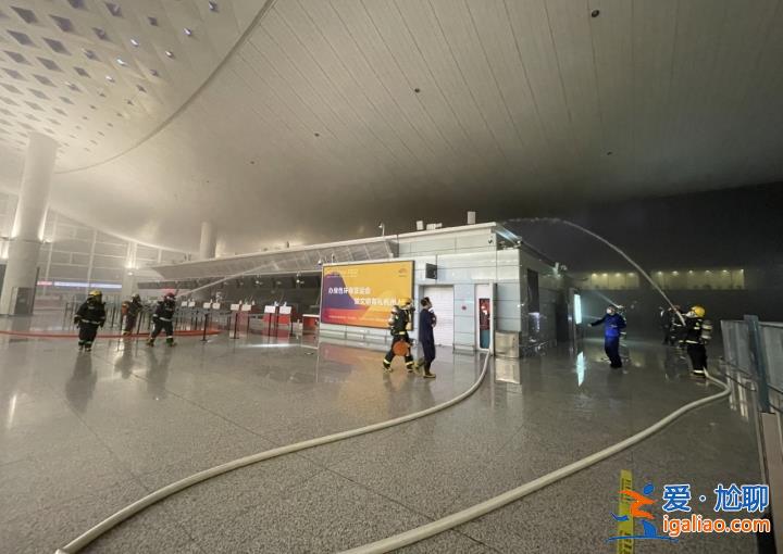 煙霧及時(shí)得到控制 沒有人員受困？