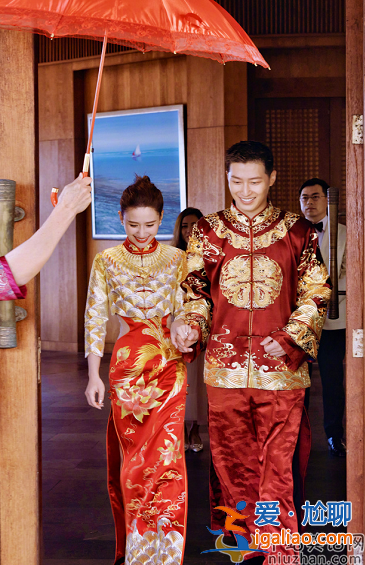 何超蓮竇驍大婚！婚禮現場曝光太奢華 女方戴三對龍鳳鐲貴氣滿滿