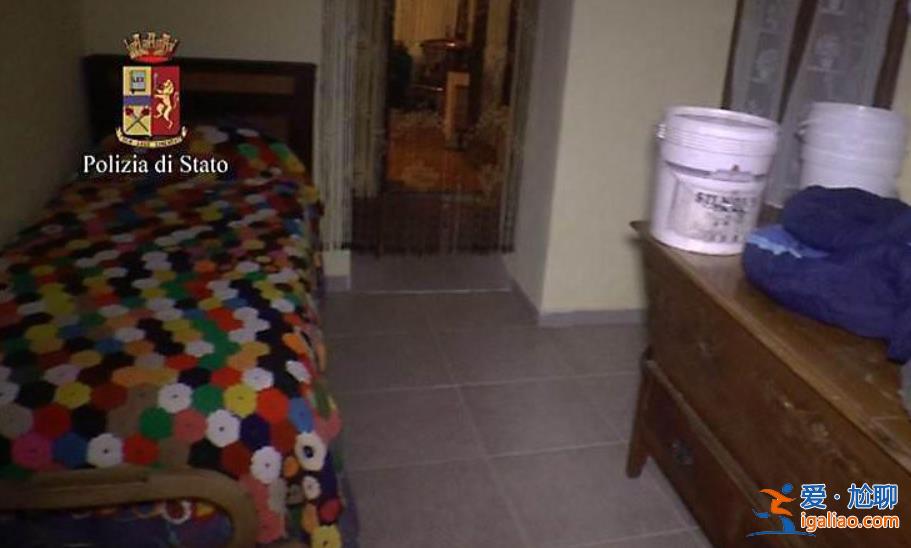 墜入暗網(wǎng)的女模特 為逃命讓綁匪愛上她? 墜入暗網(wǎng)的女模特 為逃命讓綁匪愛上她?