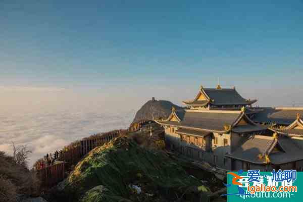 國內(nèi)三四月份適合旅游的地方？