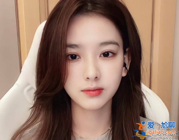 王思聰現在的女友是誰?無縫銜接換新歡女方撞臉孫一寧 網友吐槽腎好