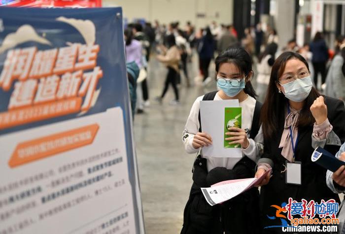 多地出臺基層就業優惠措施 如何吸引大學生？？