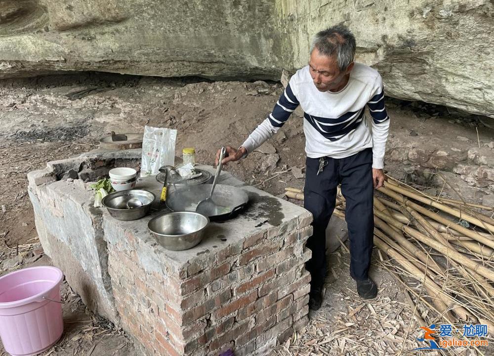 打工23年孤身回鄉寄居洞穴 當地安排臨時住房？