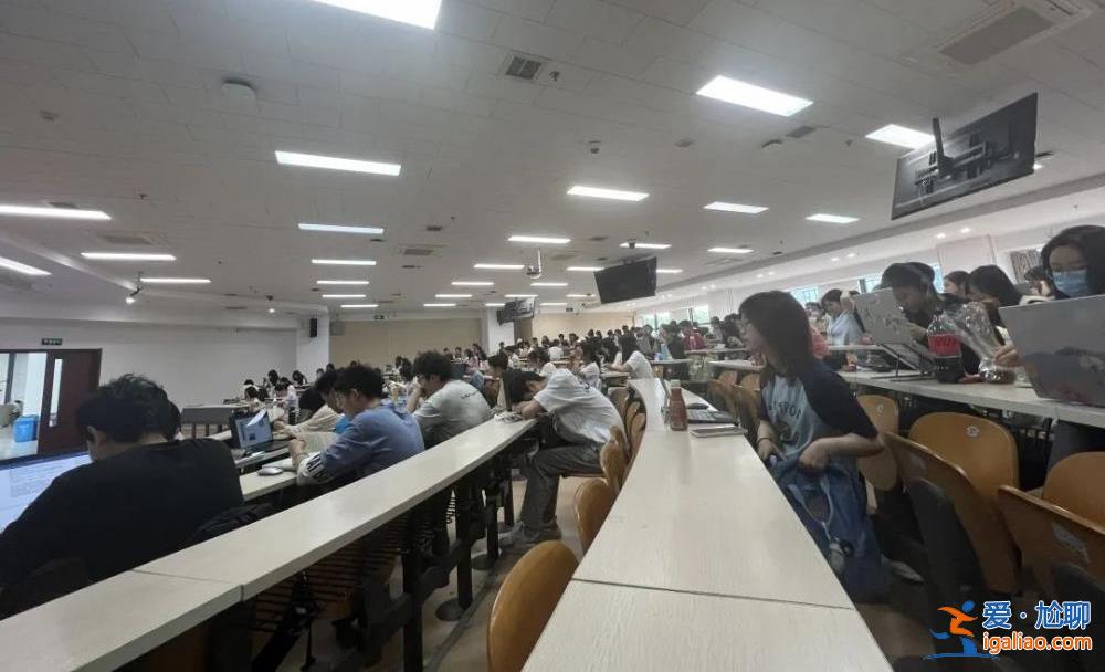 “付費入校” 記者花100元進入北大校園？