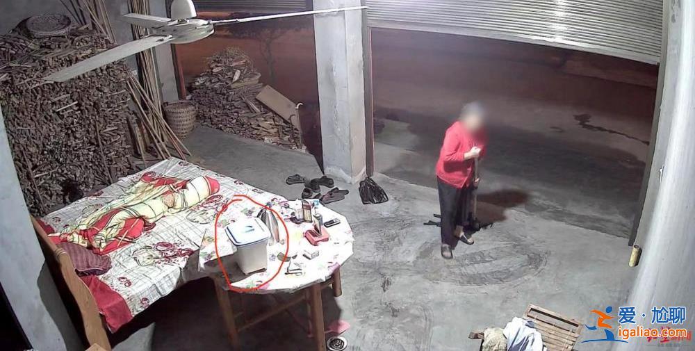 監控看到77歲留守母親病倒 在外工作兒子聯系當地民警“千里救母”？
