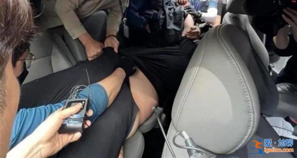 應該是降落后場景？