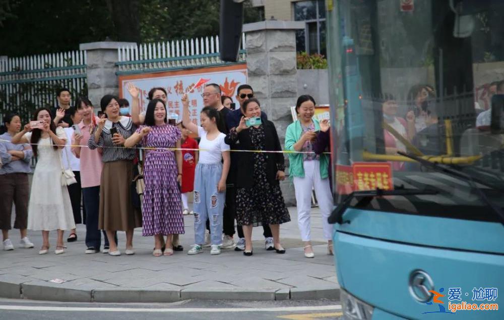 報考人數再創新高 上大學卻沒變難？？