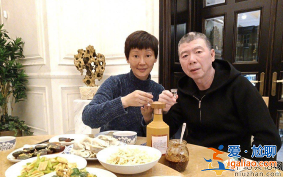 馮小剛白癜風病怎么治好的?本人稱沒吃任何藥 馮小剛白癜風病怎么治好的?本人稱沒吃任何藥