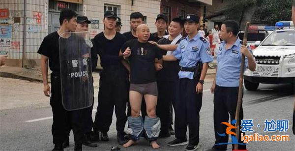 曾春亮案受害者家屬訴民警“網(wǎng)暴”一審開庭，將擇期宣判[網(wǎng)暴]？