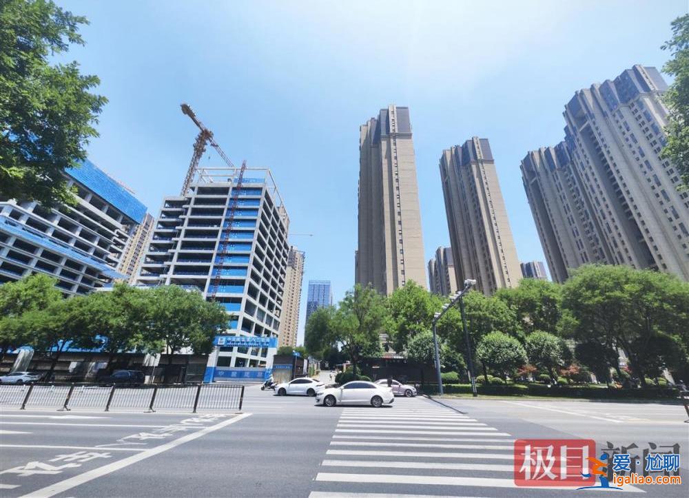西安一小區樓體開裂路面塌陷 多方認定主體結構安全 但維修需花費近百萬？