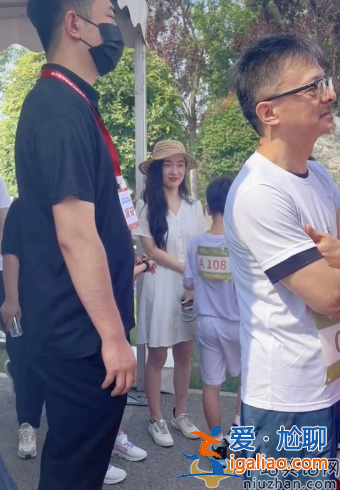 霍思燕嗯哼近況曝光!帶兒子參加周潤(rùn)發(fā)親子跑