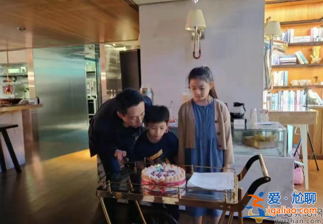 汪小菲接到兒子和女兒了嗎?回臺灣帶女兒游故地引圍觀