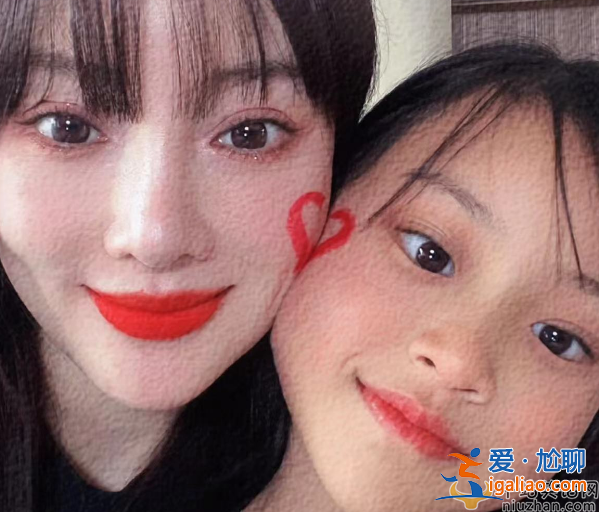 李小璐為什么會退出娛樂圈?近況曝光下顎線似刀切眼眶凹陷