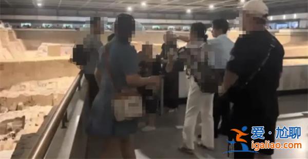 西安兵馬俑景區(qū)內(nèi)多個人互毆[個人互毆]？