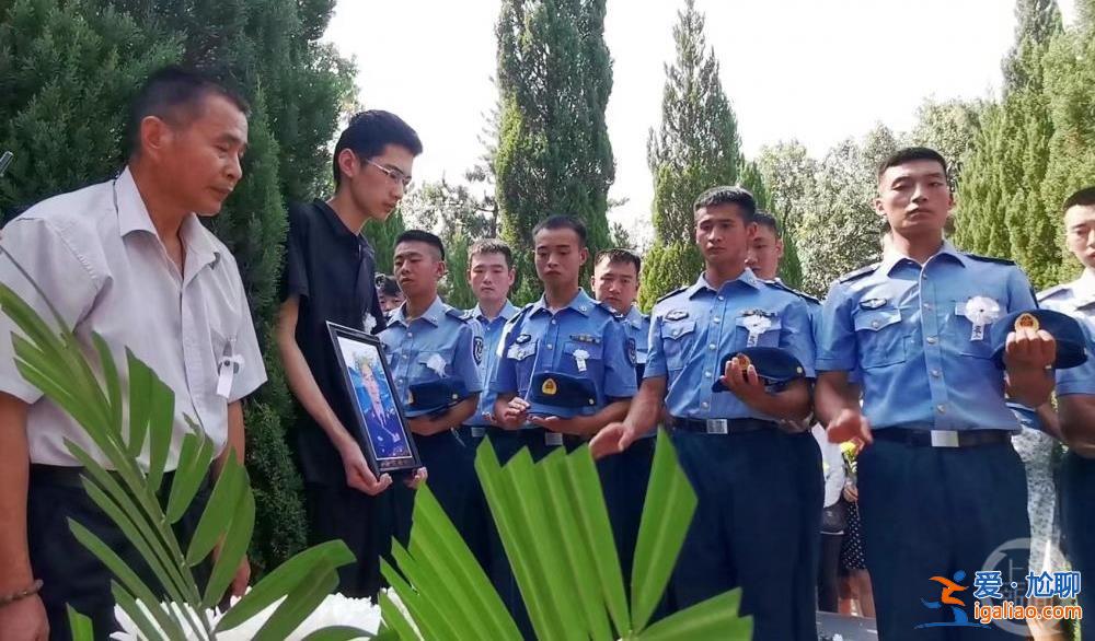 抗洪英雄周昆訓在家鄉烈士陵園長眠？