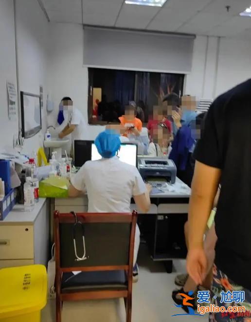 入住近2000元一晚的酒店 12歲女孩遭電梯門電擊 醫生診斷其心肌受損? 入住近2000元一晚的酒店 12歲女孩遭電梯門電擊 醫生診斷其心肌受損?