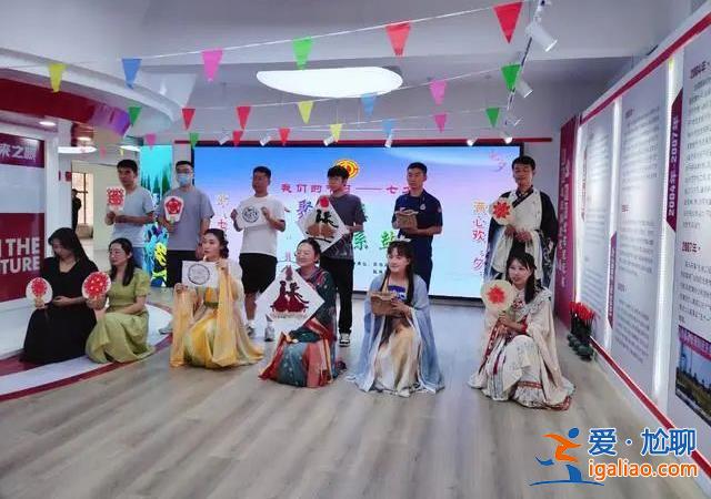 年輕人普遍缺談情說愛的能力？