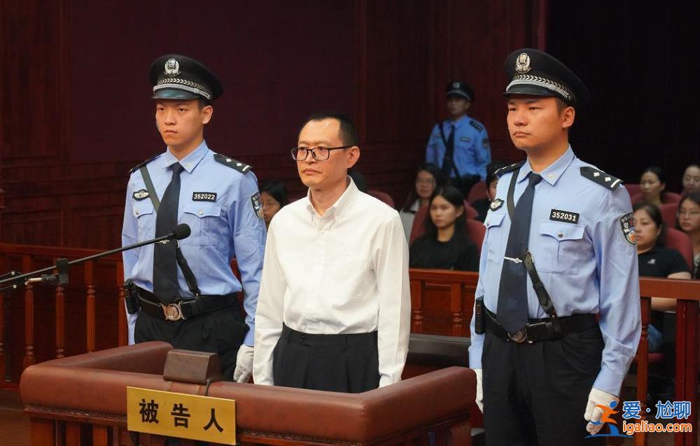 上海市人民檢察院原檢察長張本才一審被控受賄4832萬余元？