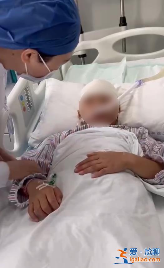 長沙一小學教師打傷學生頭骨被刑拘 家長質疑事發2小時才通知？