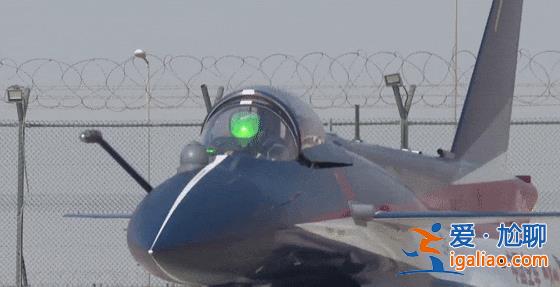 到了！中國空軍八一飛行表演隊抵達阿聯酋迪拜？