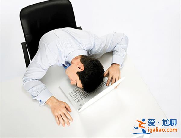 21歲大學生徹夜直播后猝死，公司回應相關信息[徹夜]？