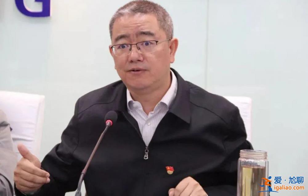 女官員父親去世喪事禮金收230萬!她任市委書記的丈夫也已落馬? 女官員父親去世喪事禮金收230萬!她任市委書記的丈夫也已落馬?