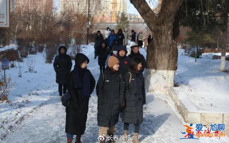 全國(guó)黨報(bào)社長(zhǎng)、總編長(zhǎng)春“文明之城”主題采訪活動(dòng)之走進(jìn)長(zhǎng)春德苑？