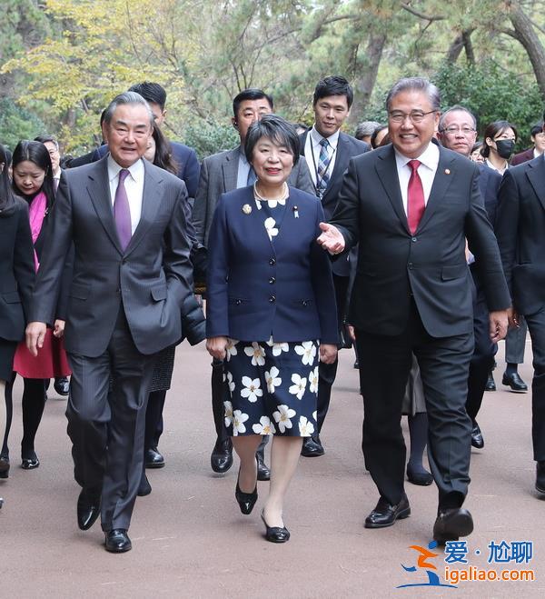 中日韓同意為領(lǐng)導人會議創(chuàng)造條件？