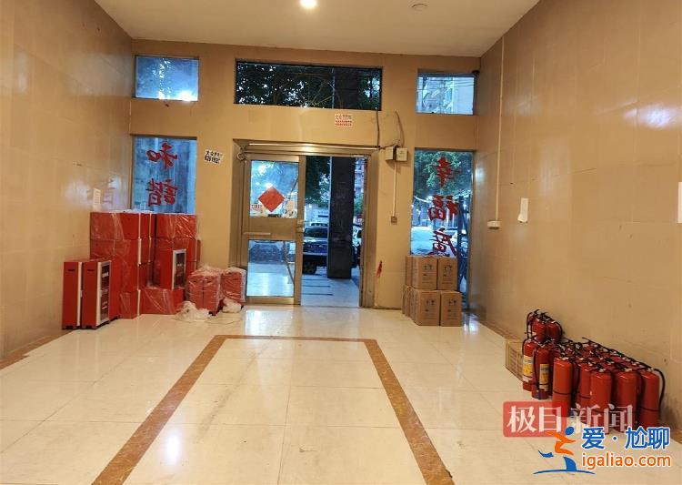 加建層住戶已臨時搬到樓下？